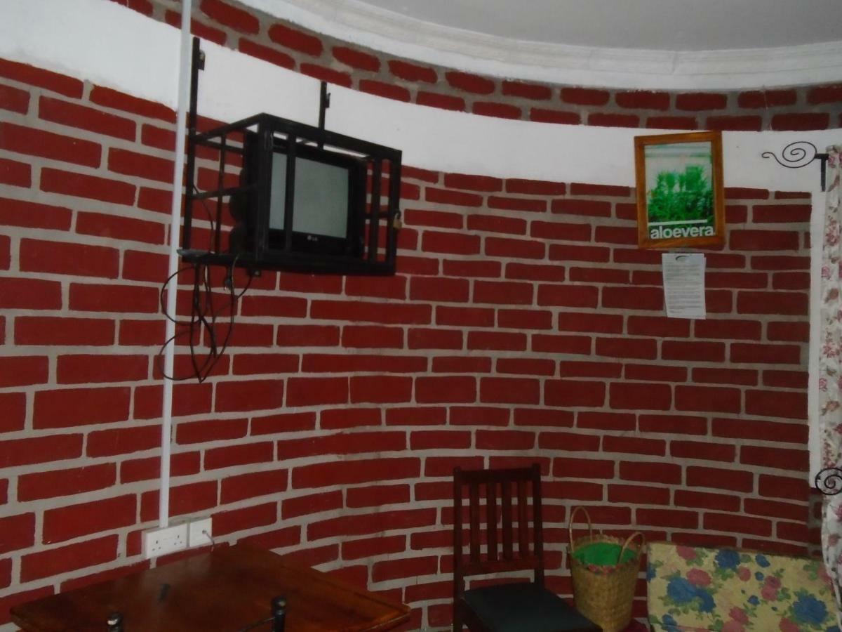 Themi Valley Eco And Cultural Tourism Homestay Arusha Bagian luar foto
